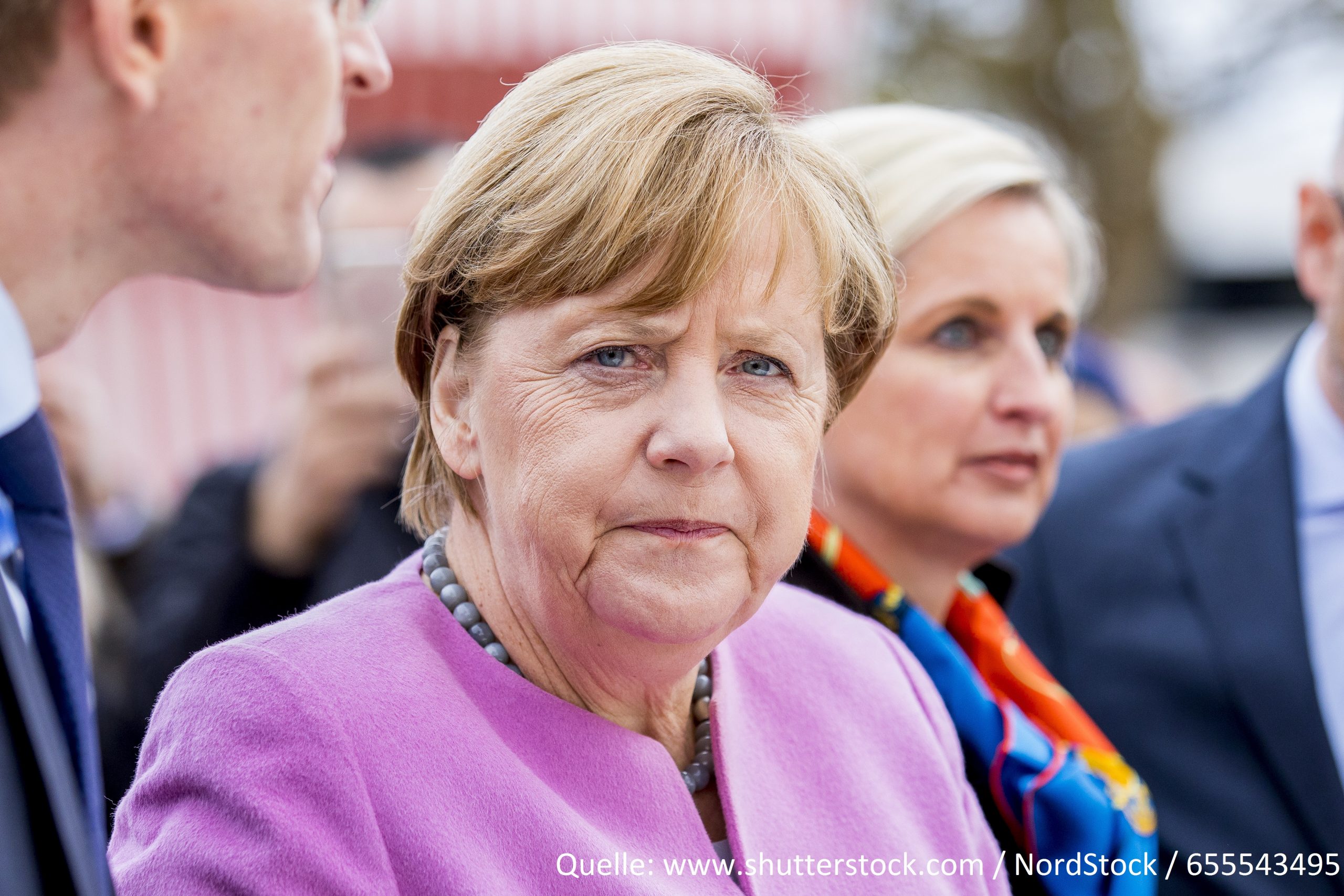 Was Macht Frau Merkel Jetzt Was ist los mit Angela Merkel?
